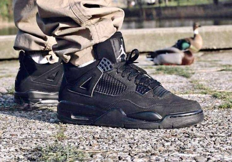 ZAPATILLAS JORDAN RETRO 4